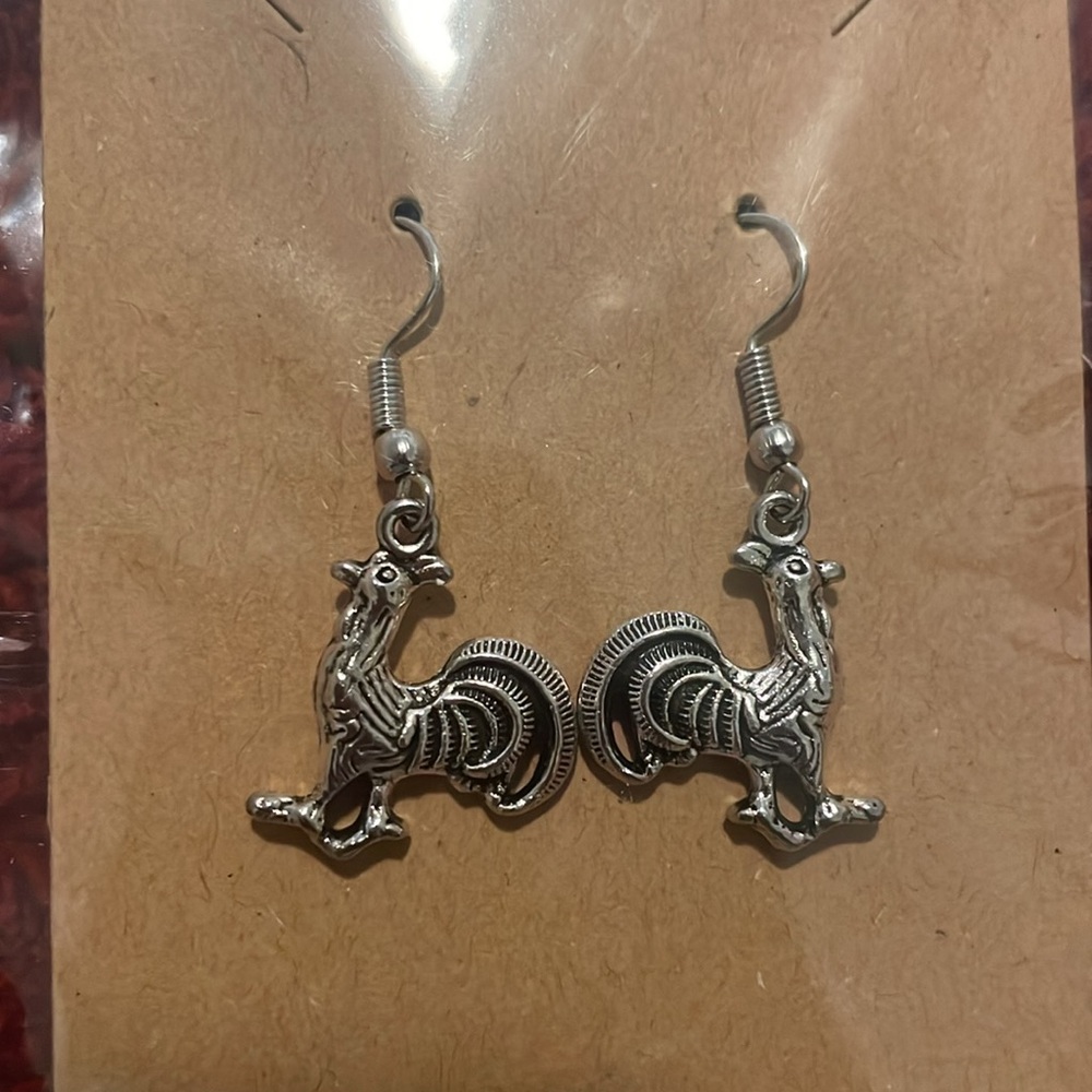 🩶NIP🩶-Rooster earrings - Picture 3 of 3